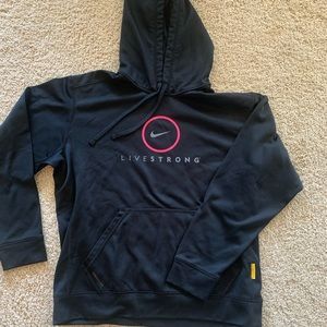 Nike therma fit sweatshirt